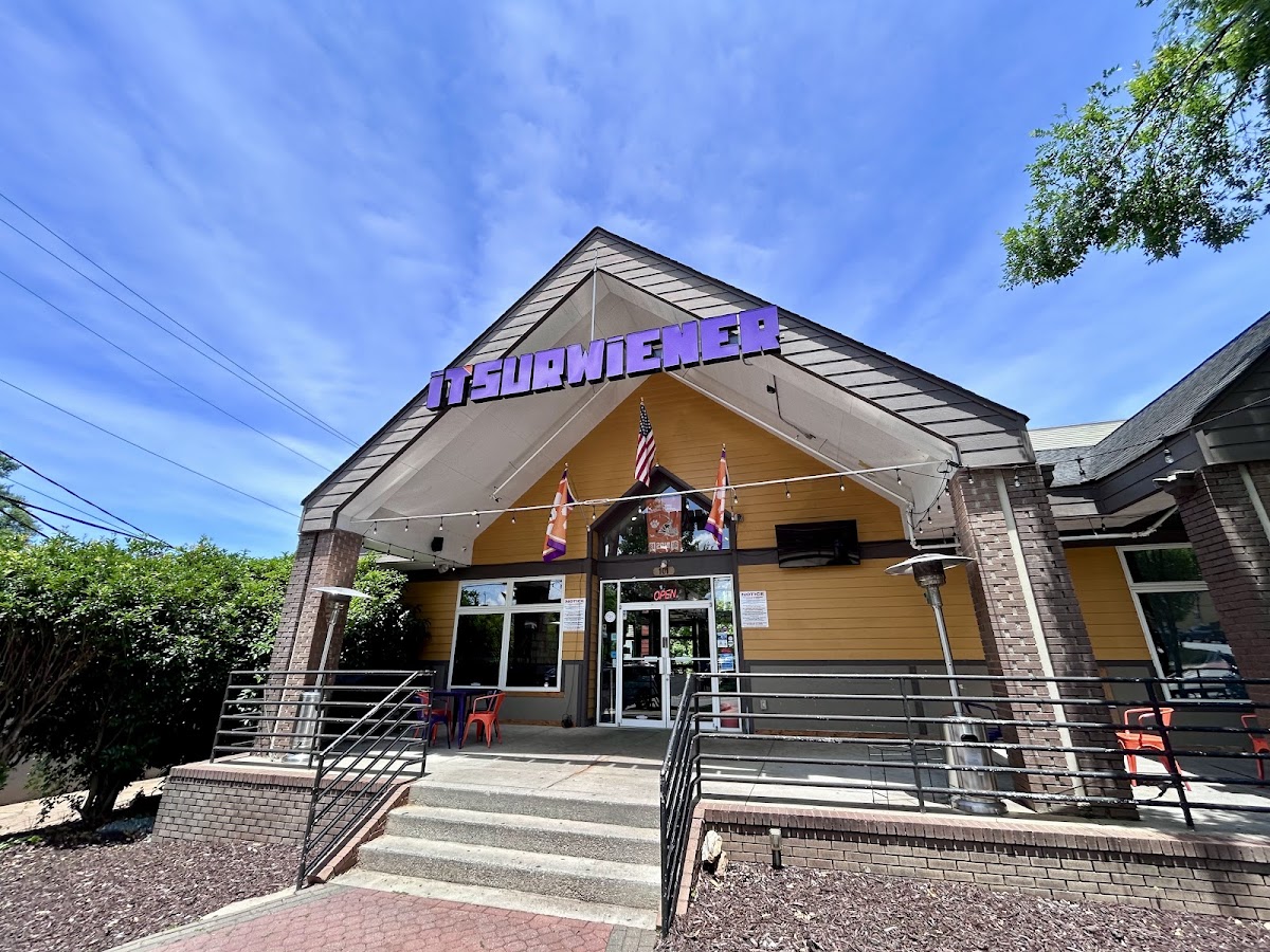 Itsurwiener Restaurant And Bar Photos 2